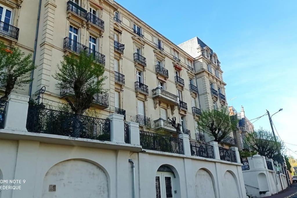 Studio 18 Residence Du Parc Châtel-Guyon Zewnętrze zdjęcie